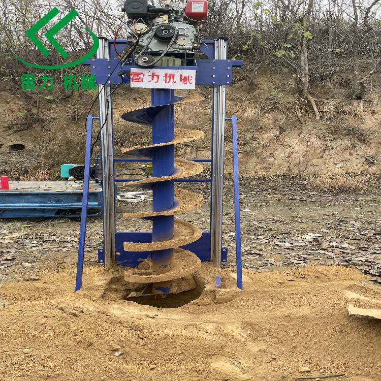 電線桿挖坑機.jpg 電線桿挖坑機.jpg